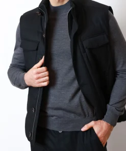 Чоловічий жилет Montecore