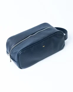 Alternative view of Несесер Doucal’s