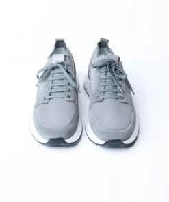 Чоловічі кросівки